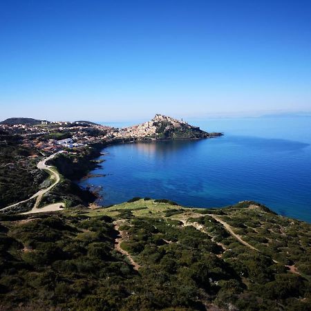 La Tartaruga Spiaggiata - Bilocale Centrale A Pochi Metri Dalla Spiaggia Castelsardo Exterior foto